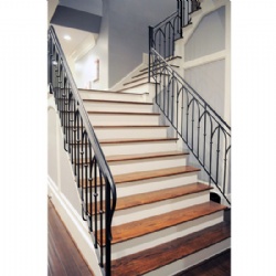 Simple Lavish Wrougt Iron Stair Railing